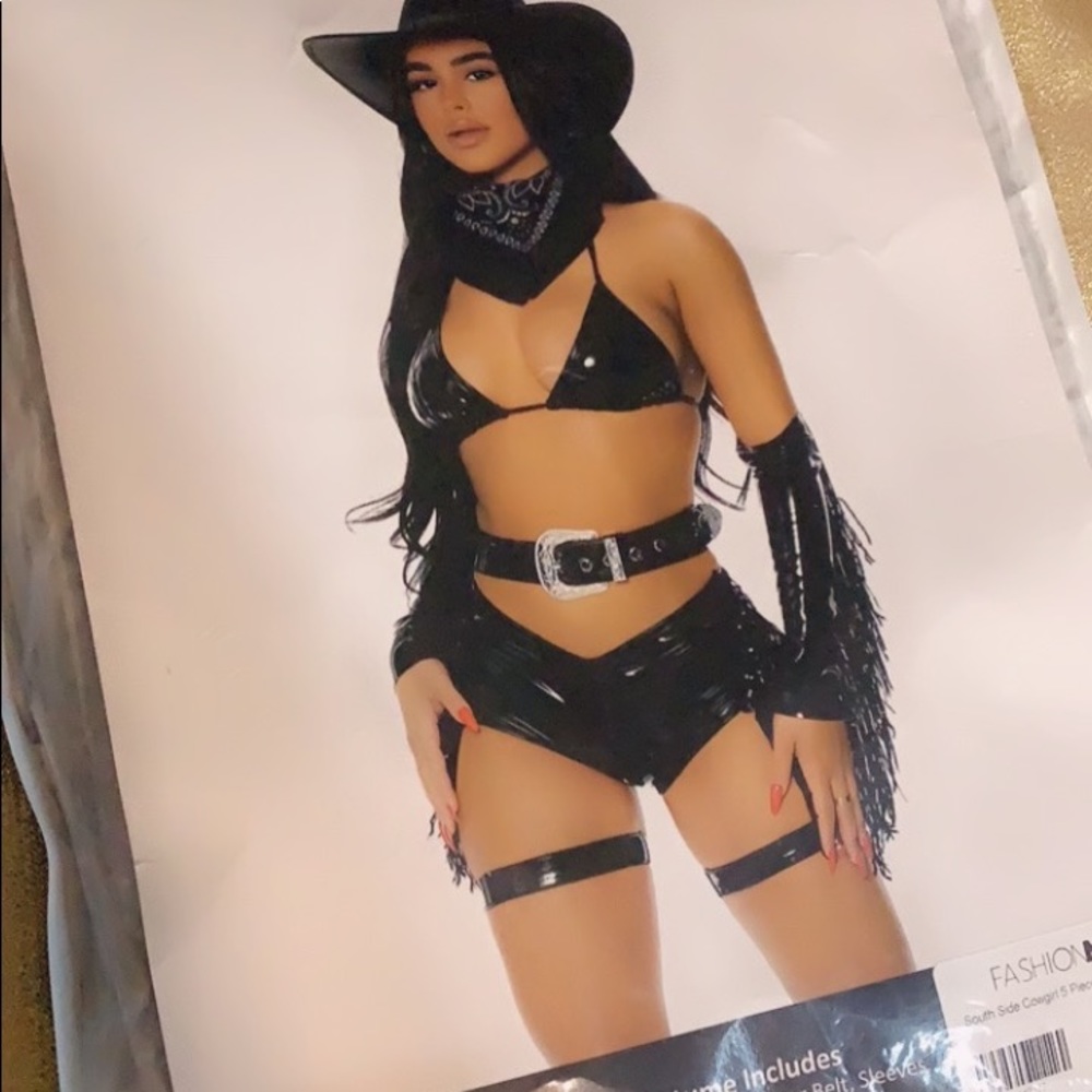 Fashion Nova Black Fringe Cowgirl 5-Piece Lingerie Set - Picture 4 of 14